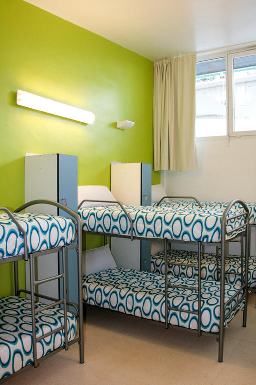 Mundaka Hostel&Sports Cafe Rum bild